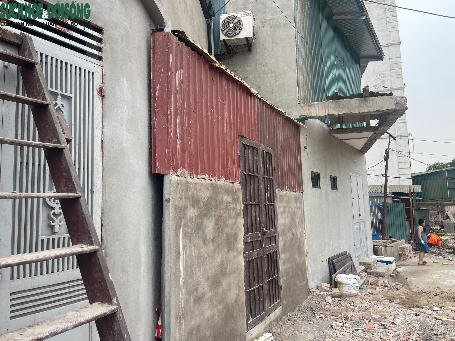Xuất hiện nhiều ngôi nhà 'siêu mỏng, siêu méo' sau giải phóng mặt bằng ở Hà Nội- Ảnh 7.