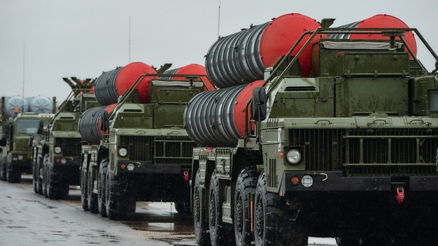 Hệ thống S-400 Nga khiến mọi mục tiêu lộ diện nhờ mạng radar đa tầng- Ảnh 1.