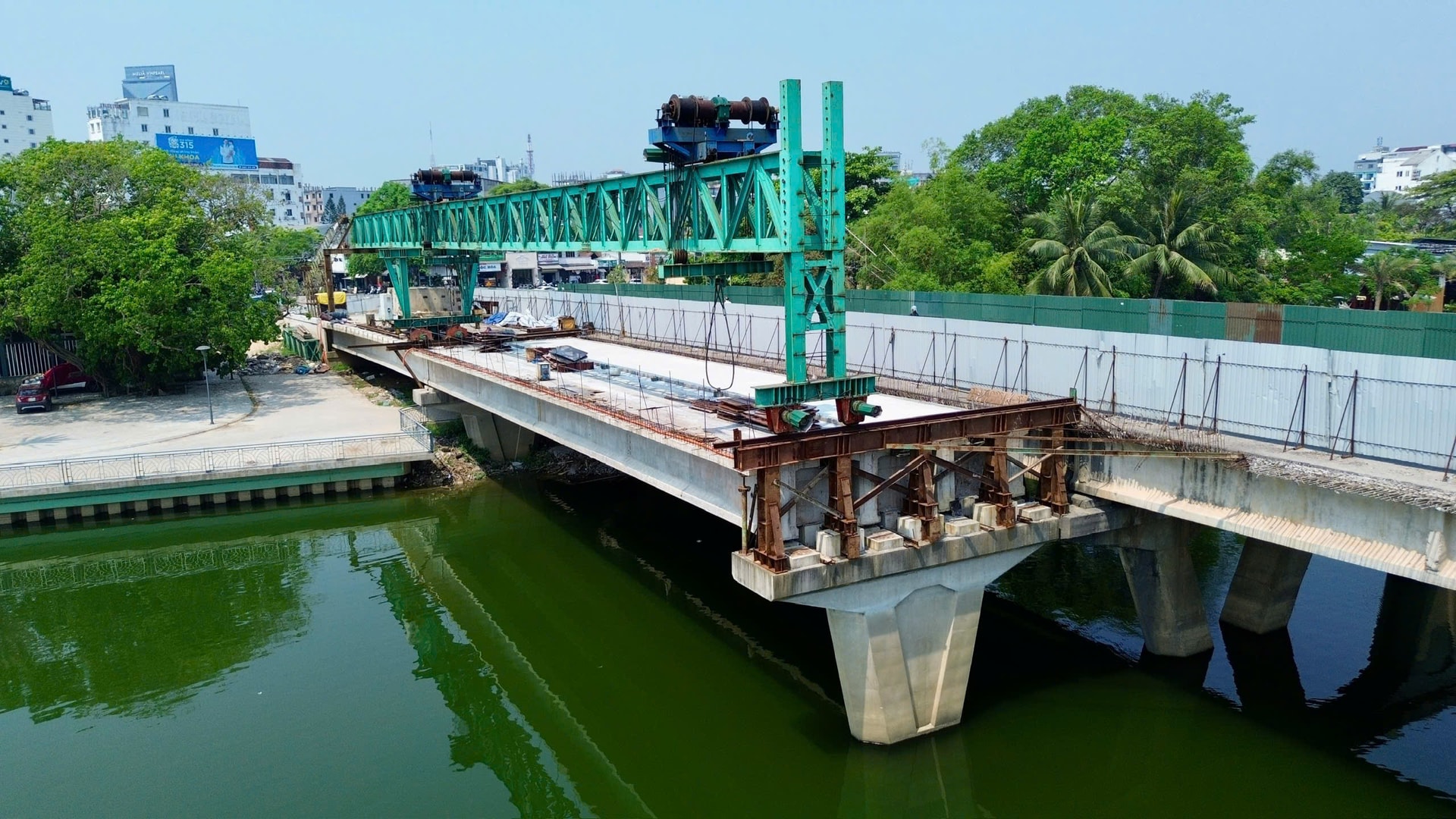 Hiện trạng 2 công trình hơn trăm tỷ ở Huế sau khi nhà thầu bị sa thải vì chậm tiến độ- Ảnh 4.
