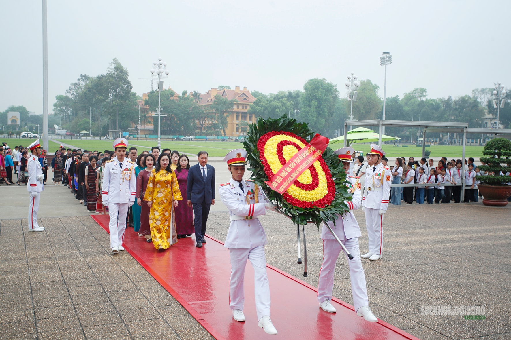 Lời báo công của 54 dân tộc vang lên giữa Quảng trường Ba Đình- Ảnh 3.