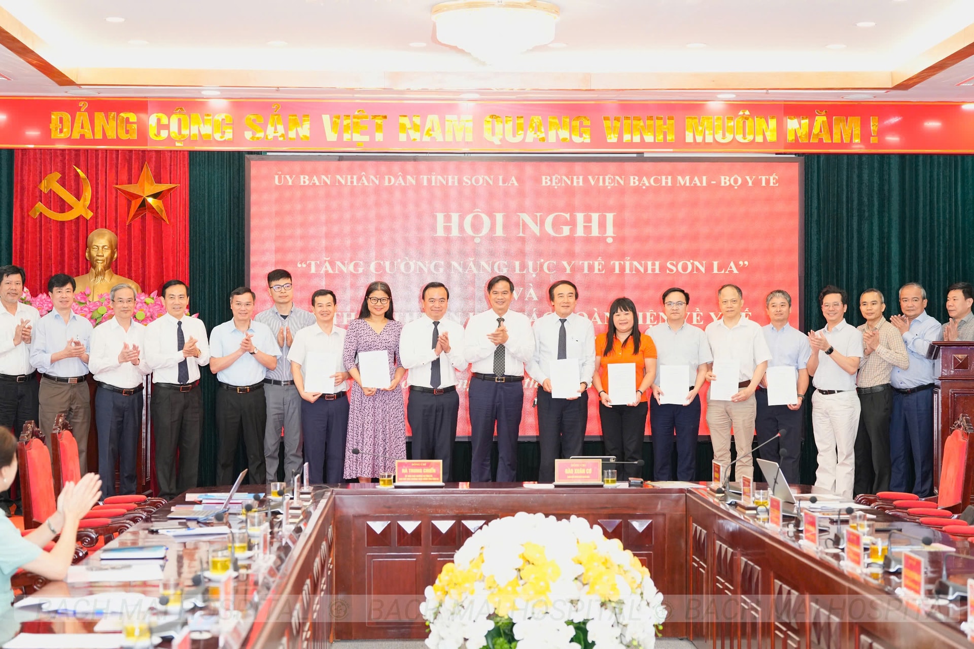 Bệnh viện Bạch Mai sẽ hỗ trợ chuyên môn để Sơn La có cơ sở y tế tuyến tuyến cuối của Tây Bắc- Ảnh 4.