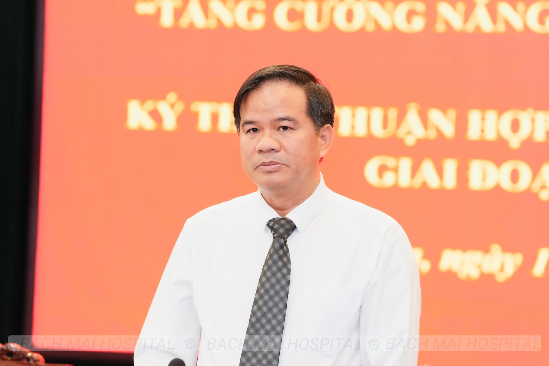 Bệnh viện Bạch Mai sẽ hỗ trợ chuyên môn để Sơn La có cơ sở y tế tuyến tuyến cuối của Tây Bắc- Ảnh 3.