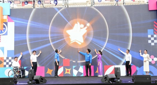 Chuyển từ 