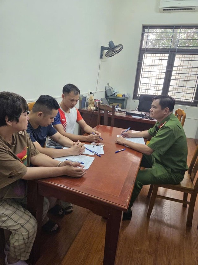 Từ đơn tố giác, công an triệt phá nhóm ghi lô, đề - Ảnh 1.