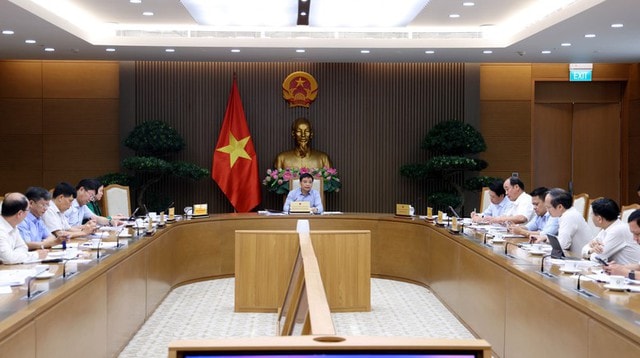 Phó Thủ tướng: Không viện cớ 'đặc thù' để né cải cách thủ tục hành chính- Ảnh 1.