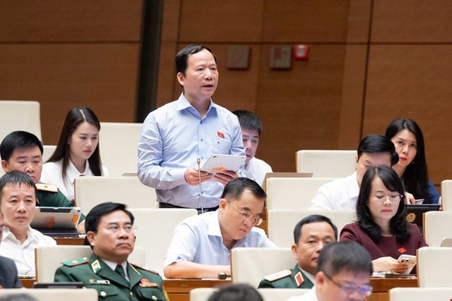 Sớm sắp xếp thôn, tổ dân phố, ban hành chế độ cho lực lượng không chuyên trách- Ảnh 1.