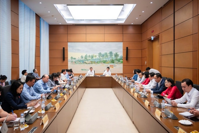 Thủ tướng: Chính sách thuế phải tạo ra sự công bằng, tháo gỡ khó khăn cho hộ kinh doanh- Ảnh 2.