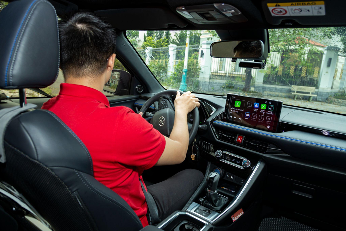 Yaris Cross HEV giúp người dùng tiết kiệm chi phí nhiên liệu.