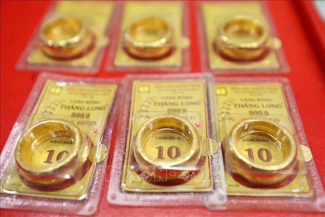 Giá vàng sáng 22/4 giảm xuống dưới 170 triệu đồng/lượng- Ảnh 1.