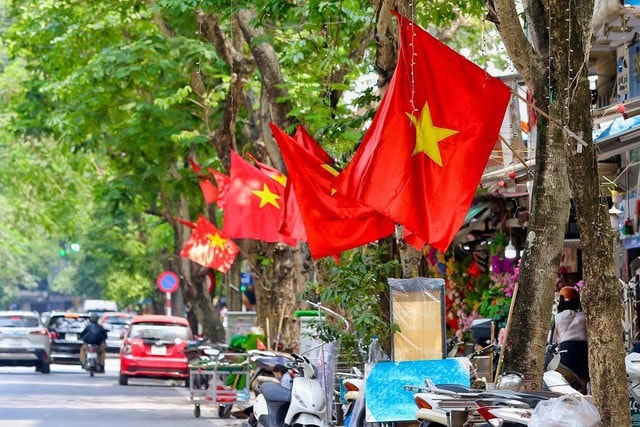 Thời tiết cả nước dịp nghỉ lễ dài ngày sắp tới diễn biến thế nào?- Ảnh 1. Thời tiết cả nước dịp nghỉ lễ dài ngày sắp tới diễn biến thế nào?- Ảnh 1.