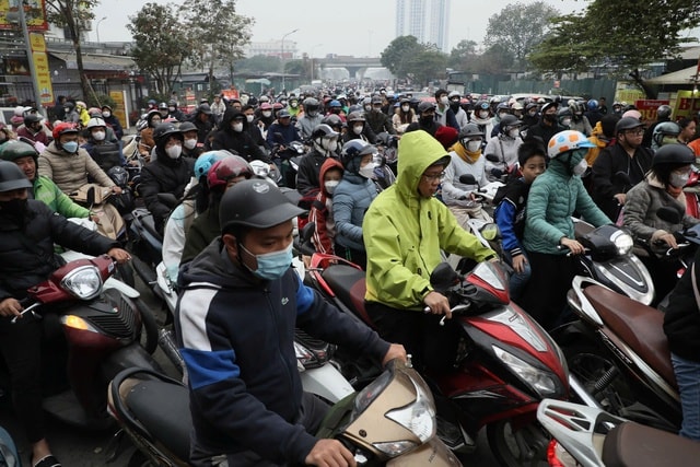 TP Hà Nội dự kiến hỗ trợ đổi xe xăng sang xe điện tối đa 5 triệu đồng- Ảnh 2.