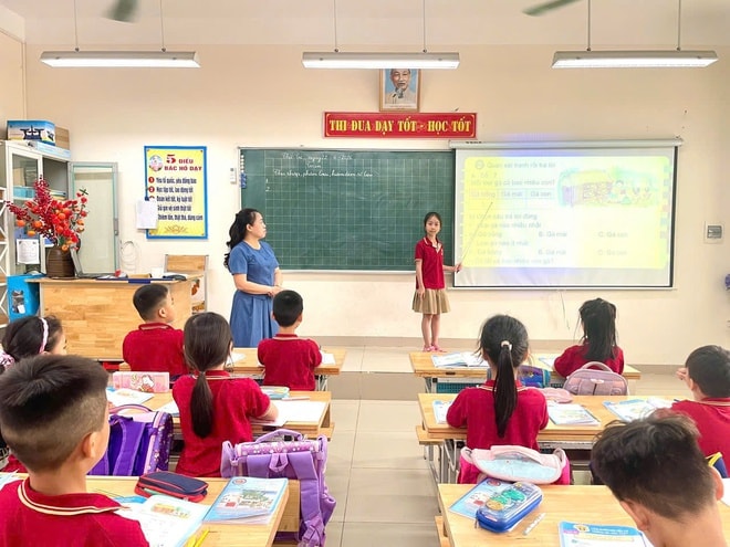 Quyền lợi của giáo viên dạy trẻ khuyết tật tại nhiều trường ở Hà Nội đang bị ‘bỏ quên’ ?- Ảnh 2.