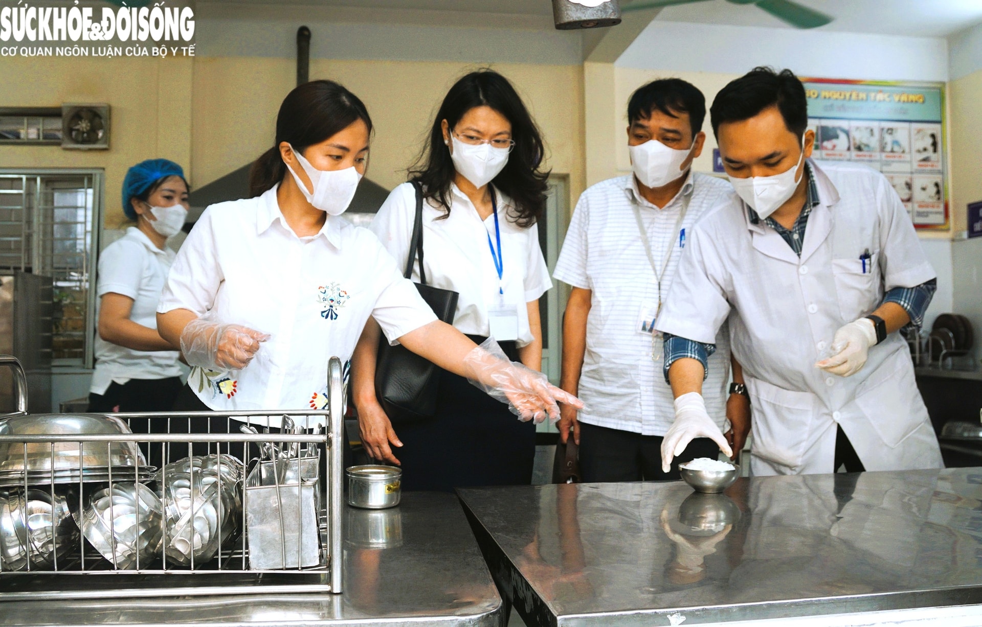 Hải Phòng kiểm tra, phát hiện nhiều cơ sơ vi phạm an toàn thực phẩm- Ảnh 2.