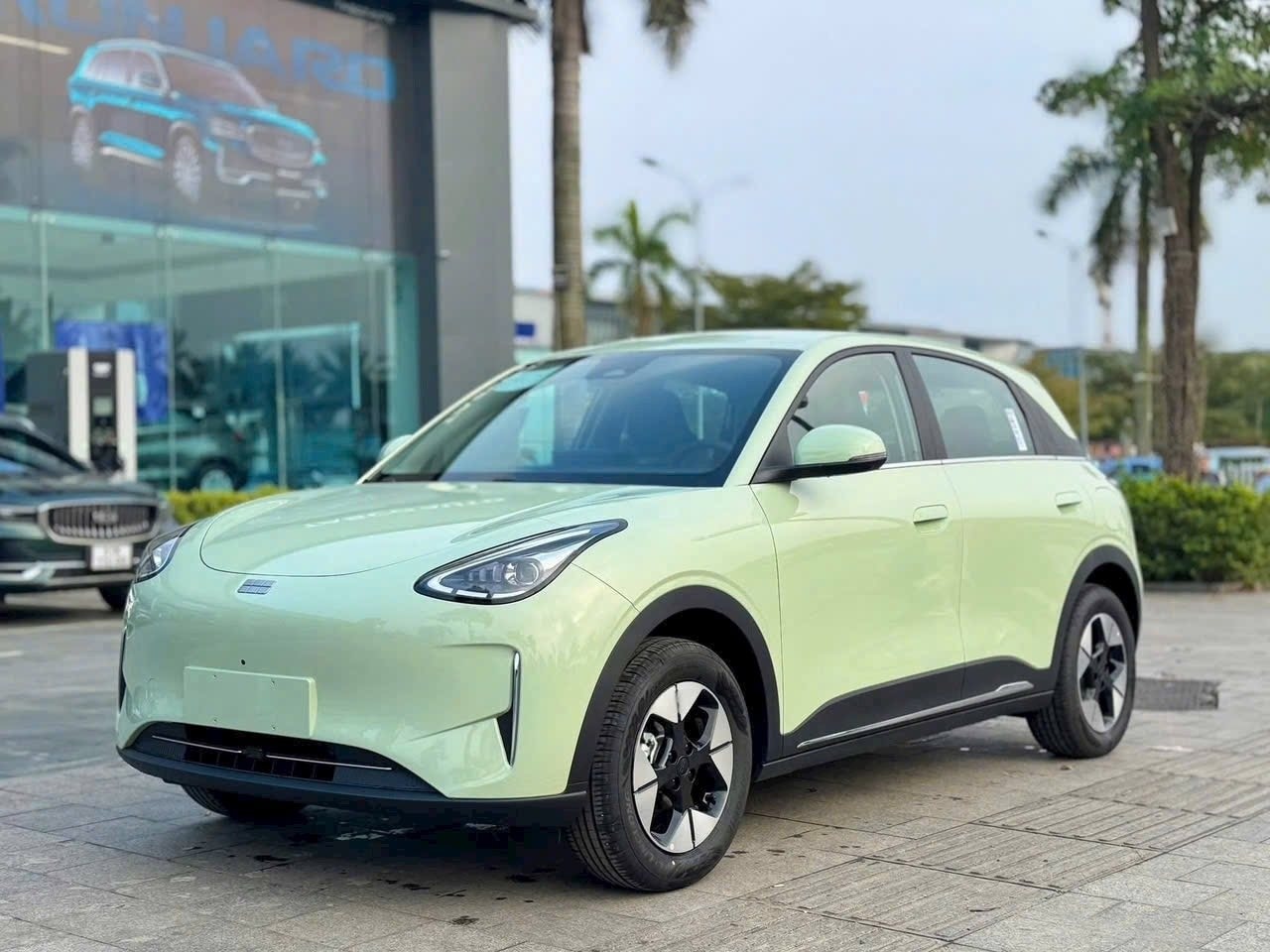 Các dòng ô tô Trung Quốc xuất hiện ngày càng nhiều tại thị trường trong nước với mức giá cạnh tranh.