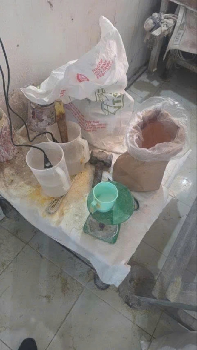 Triệt phá cơ sở sản xuất hơn 2.800 tấn mì tươi sử dụng hàn the và thủy tinh lỏng- Ảnh 5.