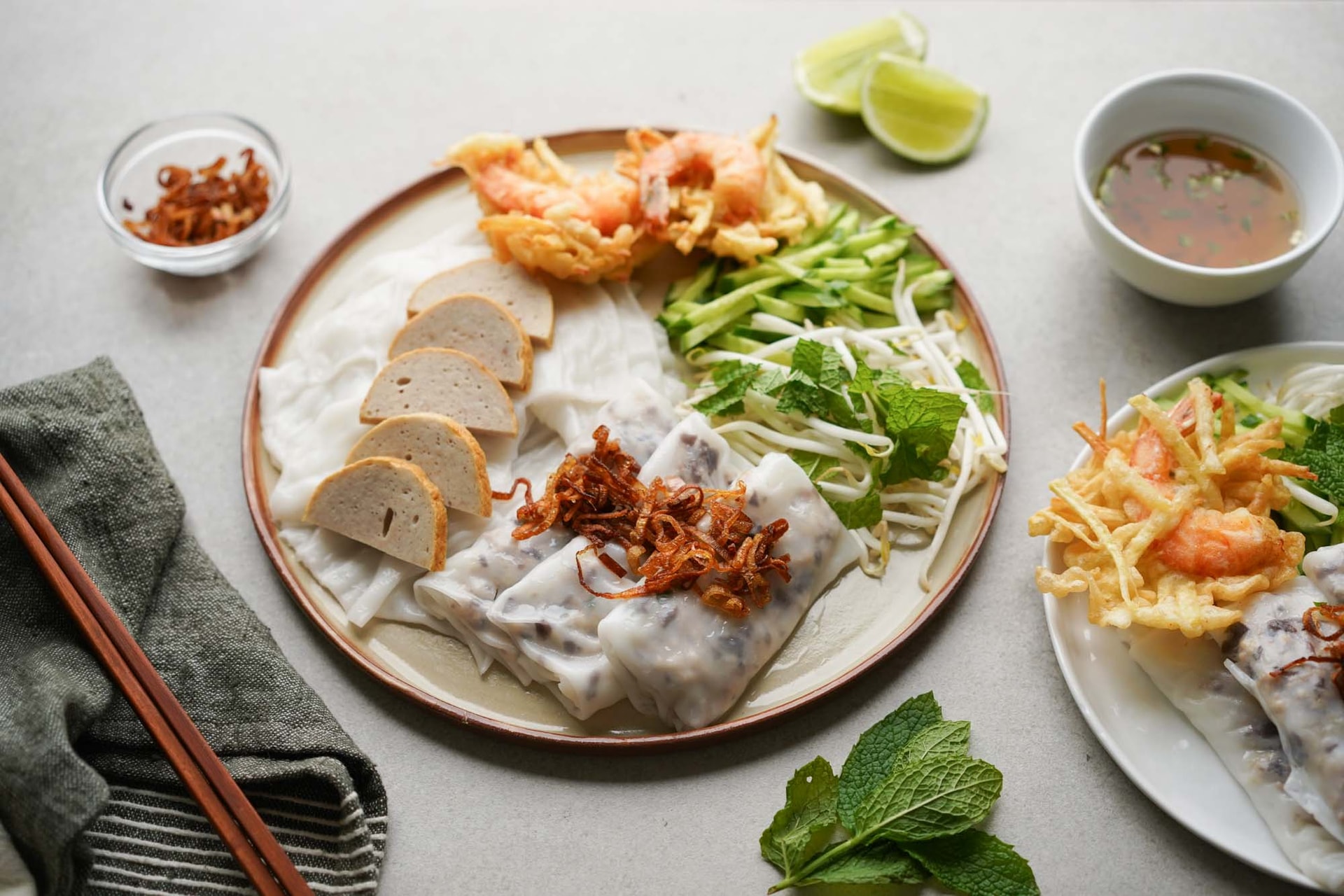 Ăn bánh cuốn buổi sáng, nhẹ bụng hay dễ tăng cân?- Ảnh 1. Ăn bánh cuốn buổi sáng, nhẹ bụng hay dễ tăng cân?- Ảnh 1.
