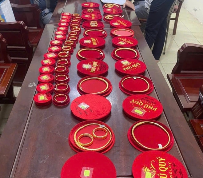 Khởi tố Đinh Văn Cường vì mang 112 chỉ vàng giả đi cầm cố- Ảnh 2.