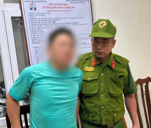 Giải cứu người phụ nữ lao ra đường cầu cứu lúc 1h sáng vì bị chồng hành hung- Ảnh 1.