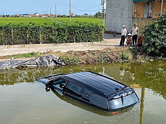 Trong ngày Quốc tế Lao động, 24 người tử vong vì tai nạn giao thông. Cảnh sát giao thông toàn quốc đã xử lý quyết liệt hơn 13.000 trường hợp vi phạm.