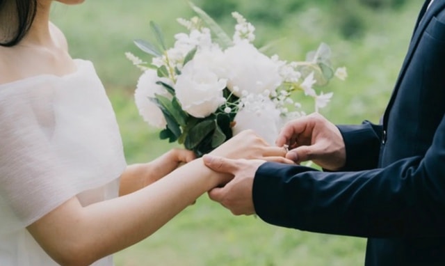 Ngăn cản con kết hôn, cha mẹ có thể bị truy cứu trách nhiệm hình sự- Ảnh 1.