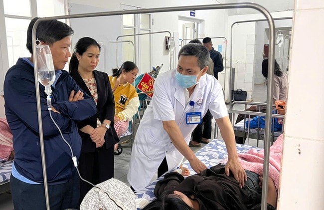 Bộ Y tế vào cuộc vụ 64 người ở Quảng Trị nghi ngộ độc thực phẩm sau ăn bánh mì- Ảnh 1.