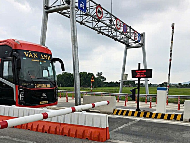 Sau 2 tháng thu phí không barie trên 5 tuyến cao tốc:  Hiệu quả đến đâu?- Ảnh 2.