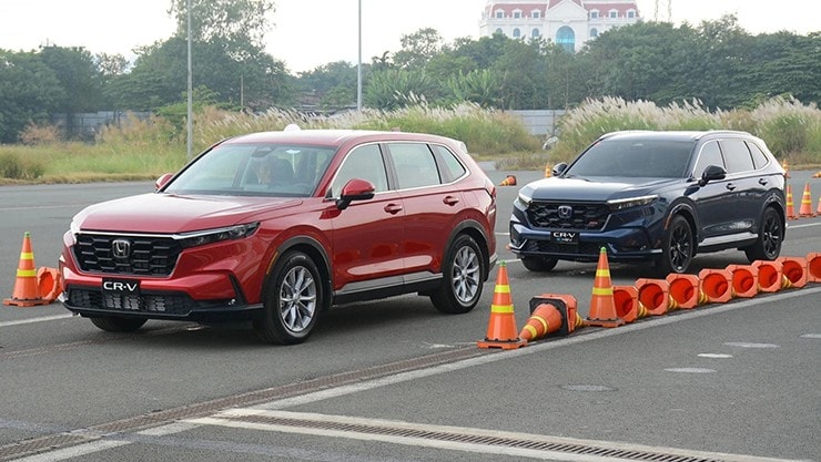 Giá xe Honda CR-V niêm yết và lăn bánh tháng 5/2026 - 1