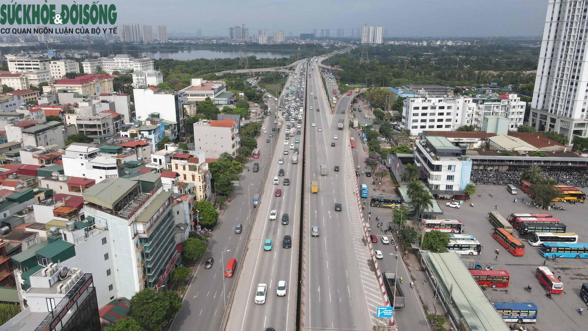 Chiều cuối nghỉ lễ 30/4, giao thông cửa ngõ Hà Nội thế nào?- Ảnh 4.