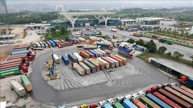 Bốn tháng đầu năm 2026, Việt Nam nhập siêu 7,11 tỷ USD- Ảnh 1.