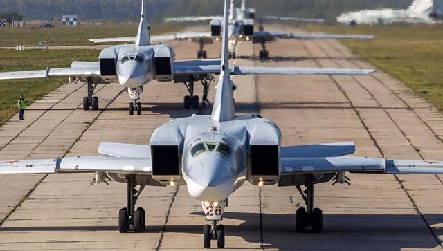 Nga chỉ còn khoảng 30 'sát thủ tàu sân bay' Tu-22M3 và không thể sản xuất thêm- Ảnh 1.