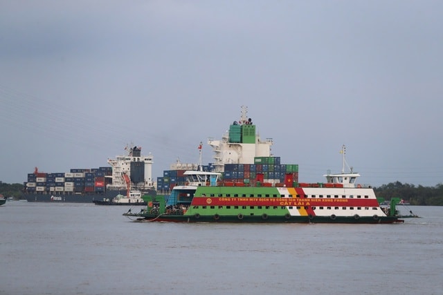 Phà Cát Lái ùn ứ khi người dân quay lại TPHCM sau kỳ nghỉ lễ 30/4 – 1/5- Ảnh 9.