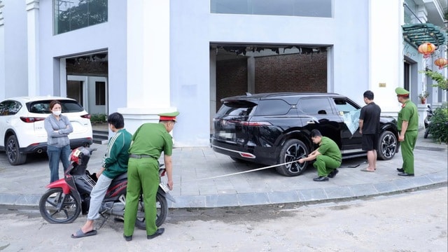 Phá nhanh vụ đập kính xe ô tô trộm tài sản tại khu biệt thự ở Lạng Sơn- Ảnh 2.