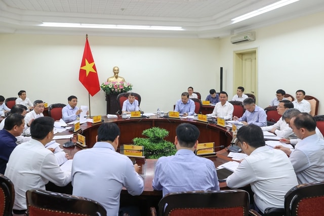 Thủ tướng: Không chậm trễ, đưa sân bay Long Thành vào khai thác trong năm 2026- Ảnh 1.