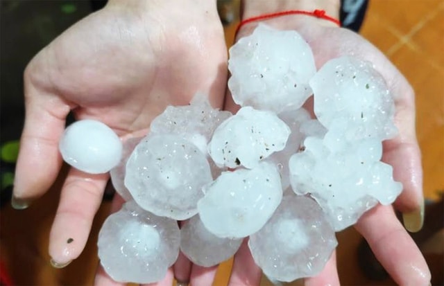 Mưa đá liên tiếp ở các địa phương có phải bất thường?- Ảnh 1.