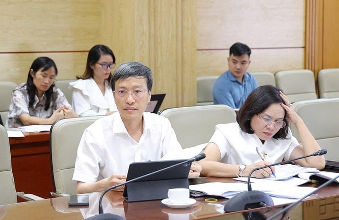 Bộ Y tế thúc đẩy hoàn thiện quy định mới về tiêm chủng, dự kiến phân cấp mạnh cho địa phương - Ảnh 4.