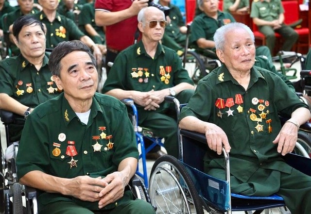 Thông qua đề xuất sửa đổi Pháp lệnh Ưu đãi người có công với cách mạng- Ảnh 1.