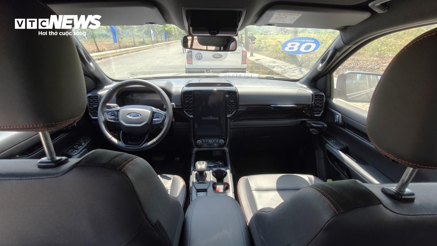 Nội thất của Ranger Wildtrak. (Ảnh: Mạnh Hùng)