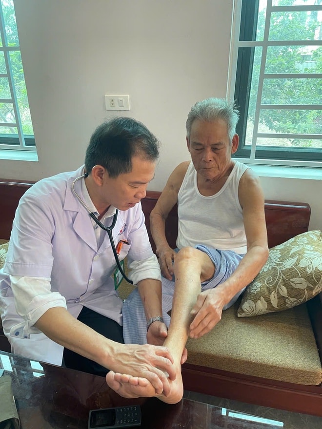 Đưa y tế đến gần dân, phát hiện sớm hàng nghìn trường hợp cónguy cơ sức khoẻ - Ảnh 5.