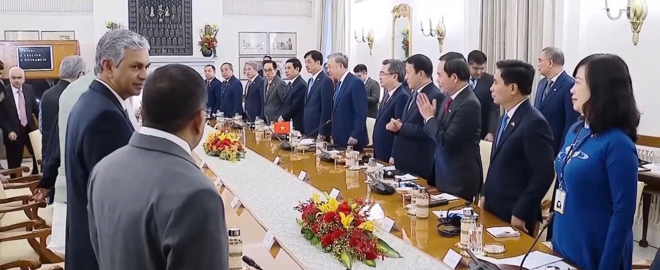 Bộ trưởng Bộ Y tế Đào Hồng Lan tháp tùng Tổng Bí thư, Chủ tịch nước Tô Lâm thăm cấp Nhà nước tới Ấn Độ và Sri Lanka- Ảnh 2. Bộ trưởng Bộ Y tế Đào Hồng Lan tháp tùng Tổng Bí thư, Chủ tịch nước Tô Lâm thăm cấp Nhà nước tới Ấn Độ và Sri Lanka- Ảnh 2.