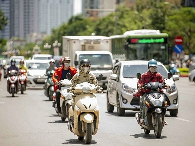 Báo động nguy cơ cháy rừng ở nhiều khu vực do nắng nóng diện rộng- Ảnh 1. Báo động nguy cơ cháy rừng ở nhiều khu vực do nắng nóng diện rộng- Ảnh 1.