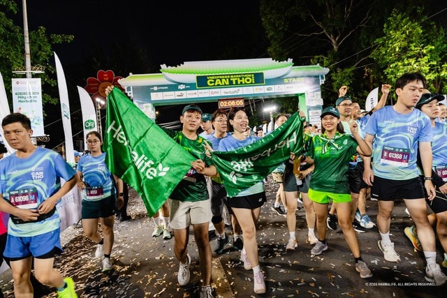 Herbalife Việt Nam tiếp tục đồng hành cùng Giải chạy VnExpress Marathon tại Thành phố Cần Thơ nhằm khuyến khích lối sống năng động và lành mạnh- Ảnh 4. Herbalife Việt Nam tiếp tục đồng hành cùng Giải chạy VnExpress Marathon tại Thành phố Cần Thơ nhằm khuyến khích lối sống năng động và lành mạnh- Ảnh 4.