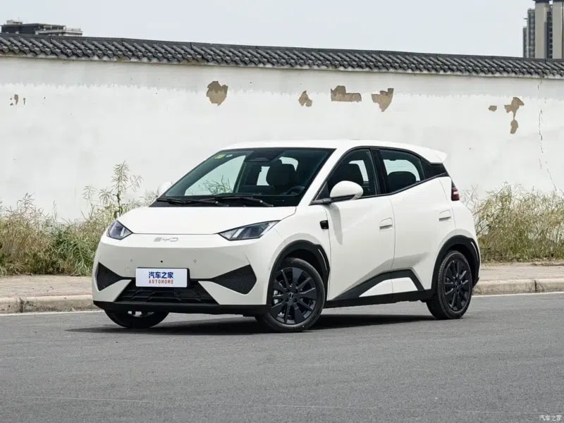 Tổng thể thiết kế ngoại thất hiện đại và nhỏ gọn của BYD Seagull phiên bản 2026.