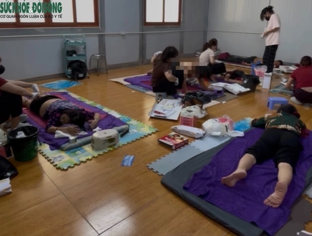 Cơ sở chữa 'bách bệnh' bằng 'giác hơi hút máu' ở Hà Nội bị phạt 45 triệu đồng- Ảnh 3. Cơ sở chữa 'bách bệnh' bằng 'giác hơi hút máu' ở Hà Nội bị phạt 45 triệu đồng- Ảnh 3.