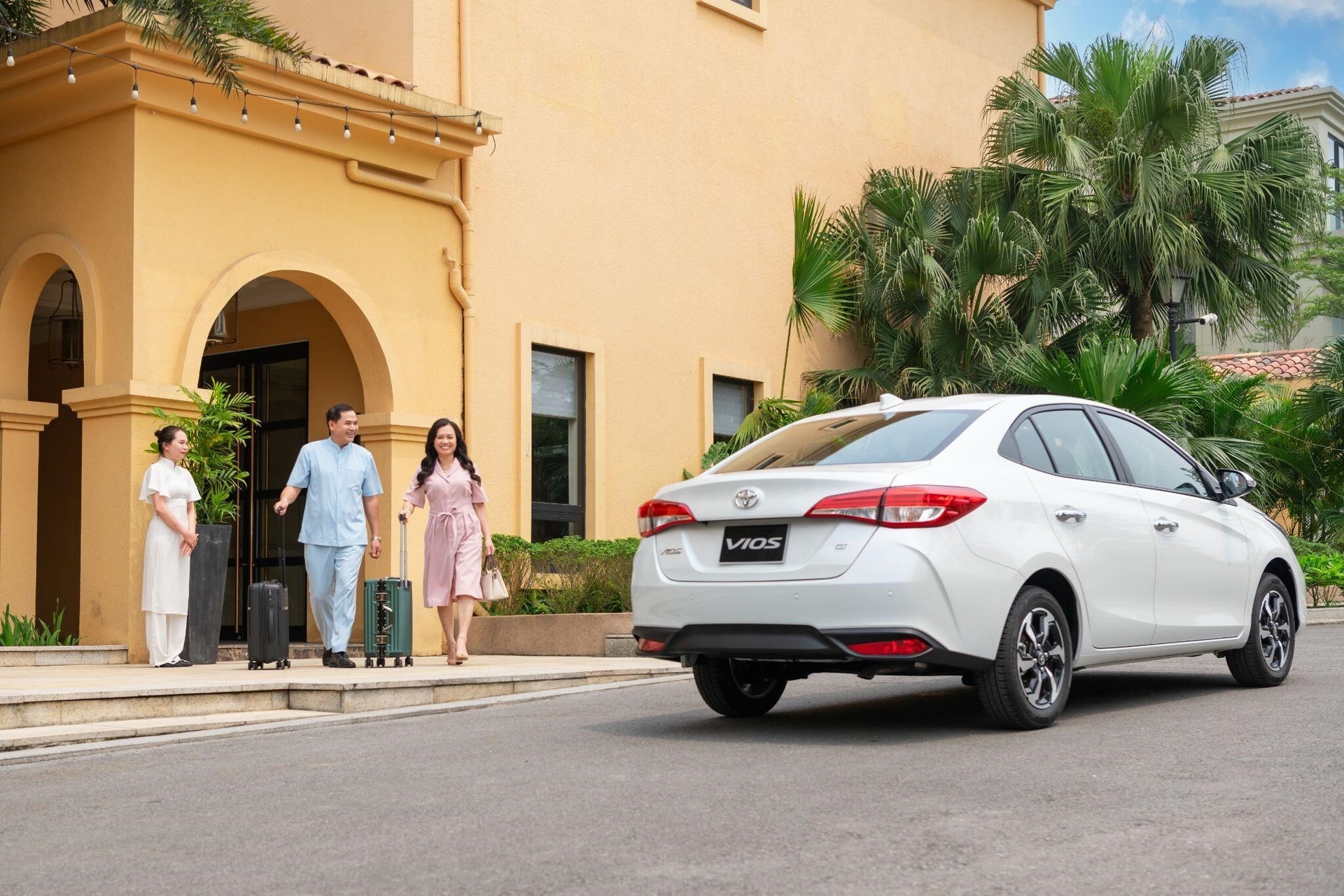 Toyota Vios đáp ứng tốt nhu cầu di chuyển của gia đình.
