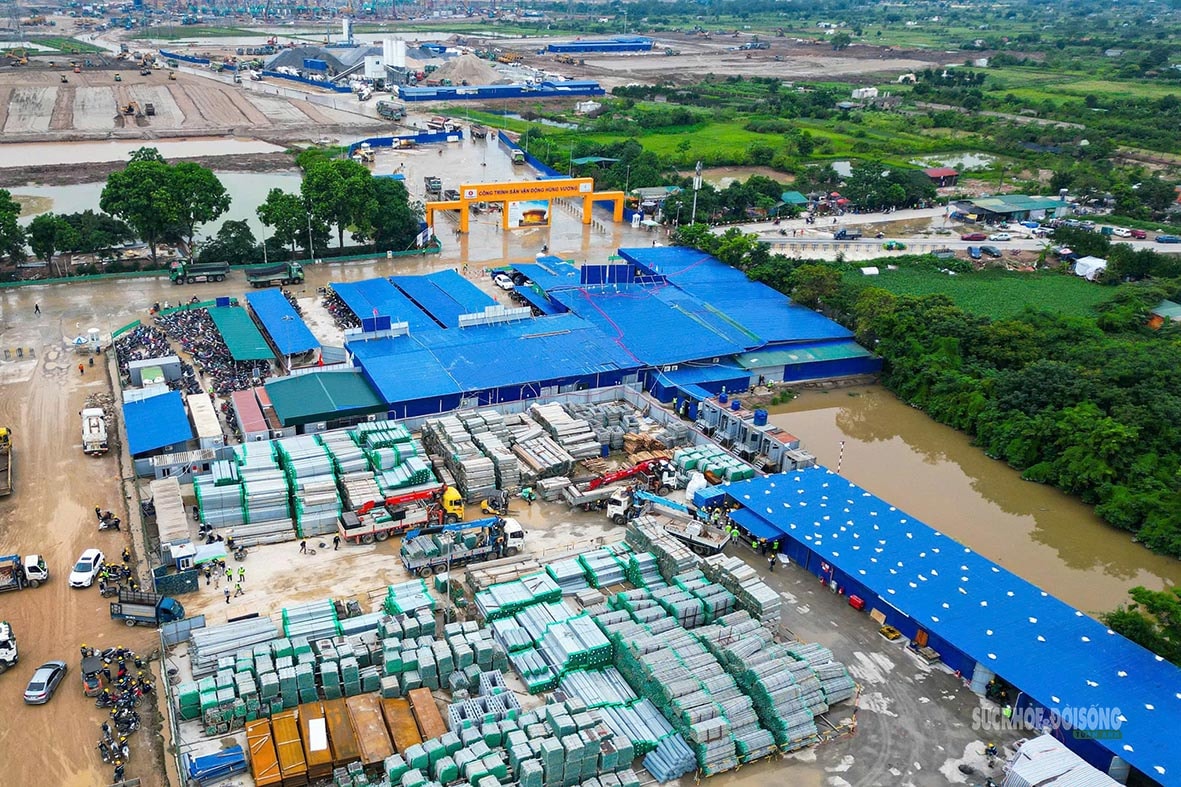 Hà Nội: Lộ diện những hàng ghế đầu tiên của sân vận động 135.000 chỗ- Ảnh 8. Hà Nội: Lộ diện những hàng ghế đầu tiên của sân vận động 135.000 chỗ- Ảnh 8.