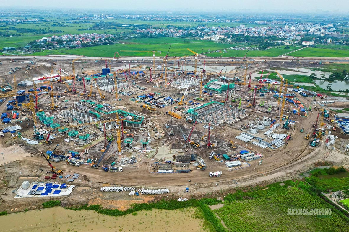 Hà Nội: Lộ diện những hàng ghế đầu tiên của sân vận động 135.000 chỗ- Ảnh 1. Hà Nội: Lộ diện những hàng ghế đầu tiên của sân vận động 135.000 chỗ- Ảnh 1.