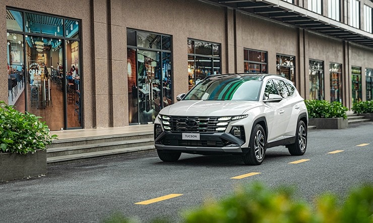 Hyundai Tucson vận hành trên đường