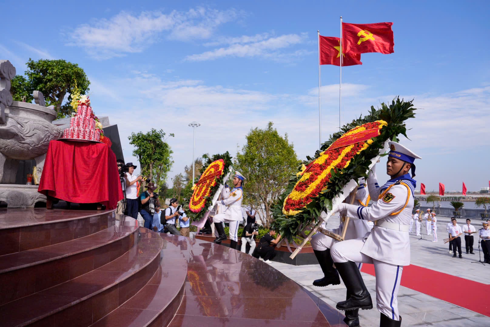 Hải Phòng đồng loạt khởi công, khánh thành 14 công trình trọng điểm- Ảnh 3. Hải Phòng đồng loạt khởi công, khánh thành 14 công trình trọng điểm- Ảnh 3.
