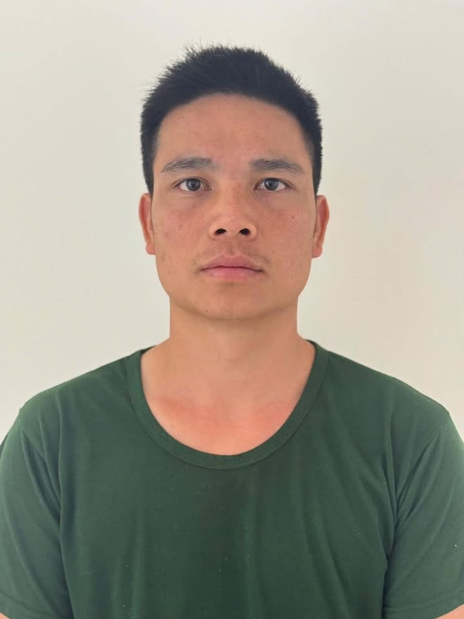 Bố vợ đòi lại xe ô tô, con rể nằm 'ăn vạ' trên nắp capo, hai bố con bị khởi tố- Ảnh 2.