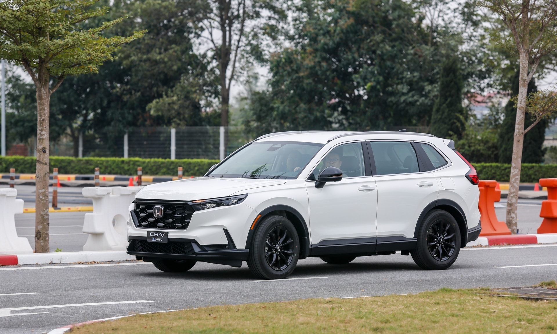 Honda CR-V được khách hàng đánh giá cao về khả năng vận hành.